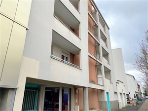 t1 à la location -   63000  CLERMONT FERRAND, surface 22 m2 location t1 - UBI448825085